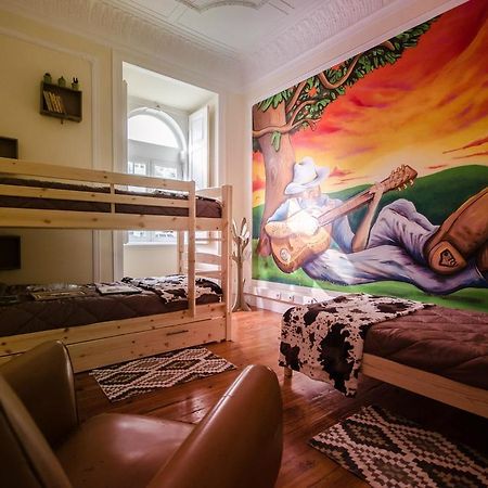 Music Hall Lisbon Hostel Bagian luar foto