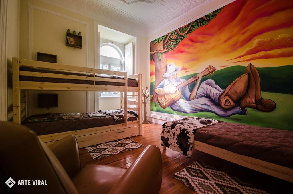 Music Hall Lisbon Hostel Bagian luar foto